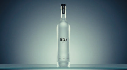 Tecán Blanco — studio packshot