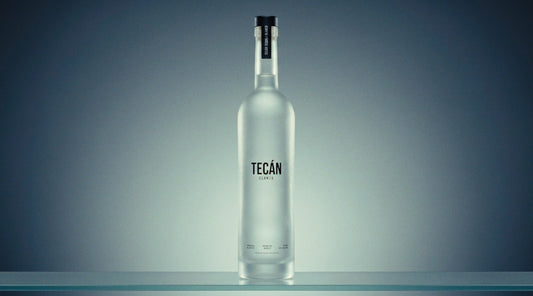 Tecán Blanco — studio packshot