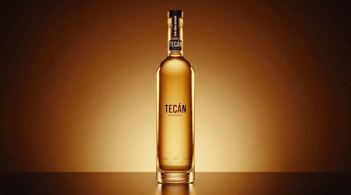 Tecán Reposado — golden studio packshot